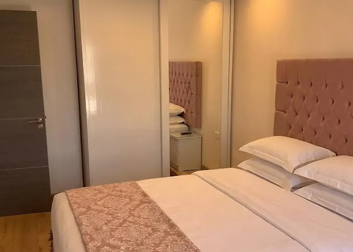 Aldau Heights Apartment *